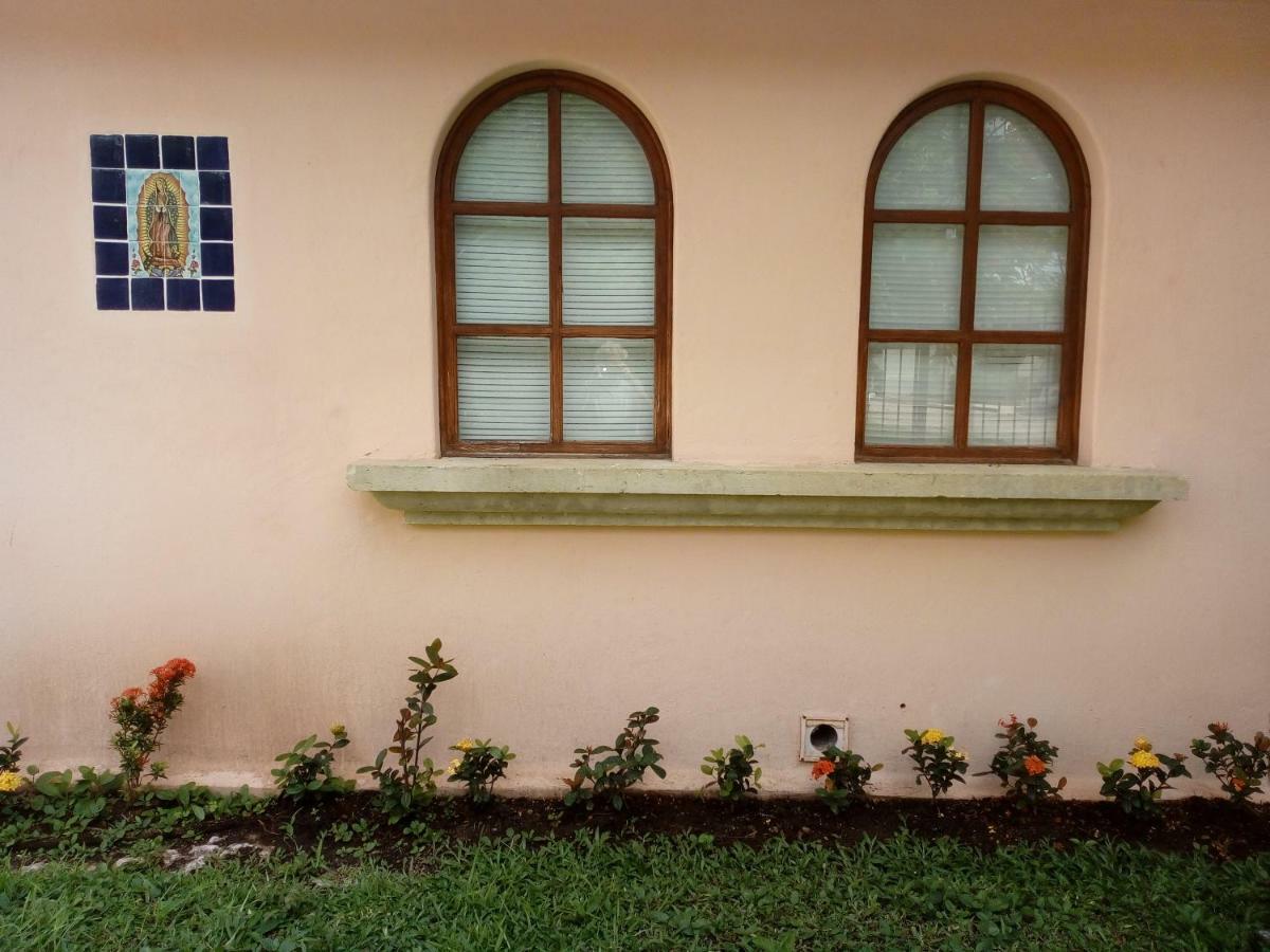 Cielito Lindo Acomodação com café da manhã Cancún Exterior foto